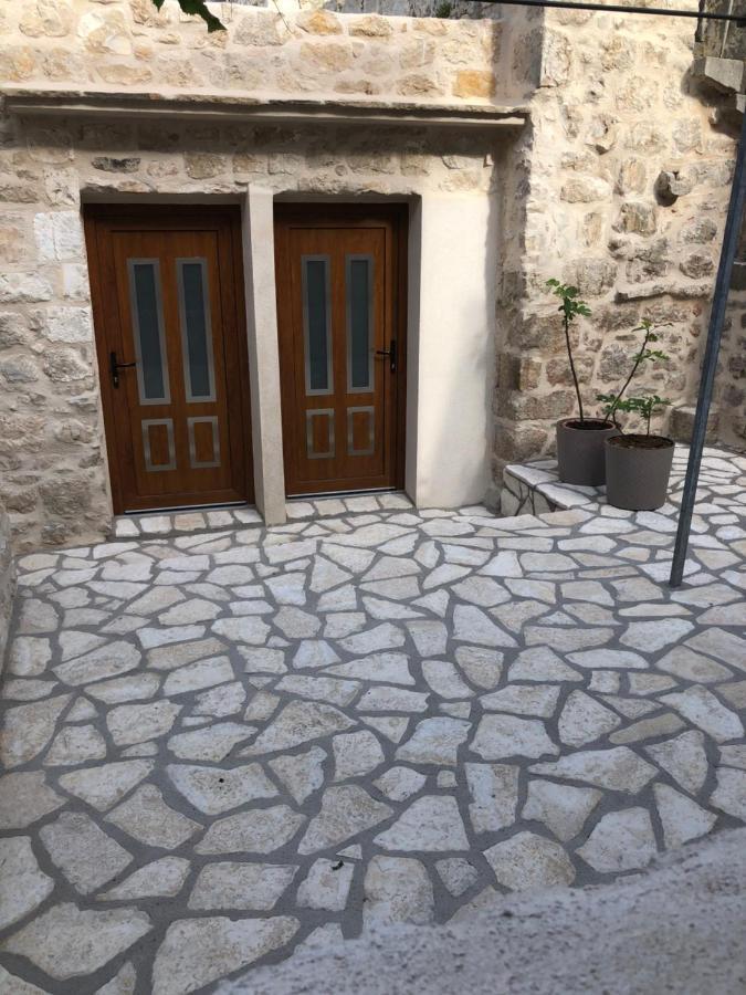 חוואר Old Town Apartment Tonka מראה חיצוני תמונה