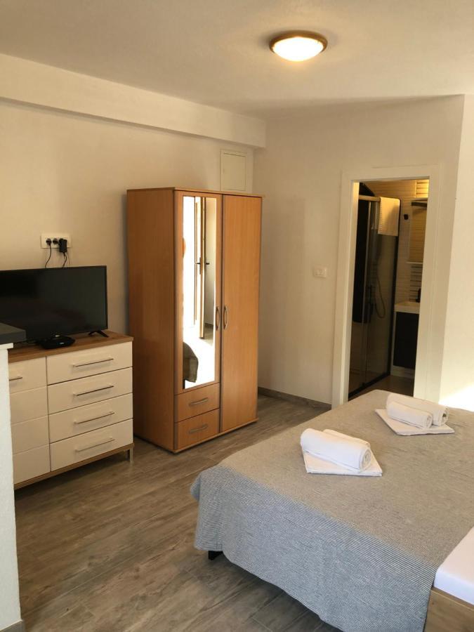 חוואר Old Town Apartment Tonka מראה חיצוני תמונה