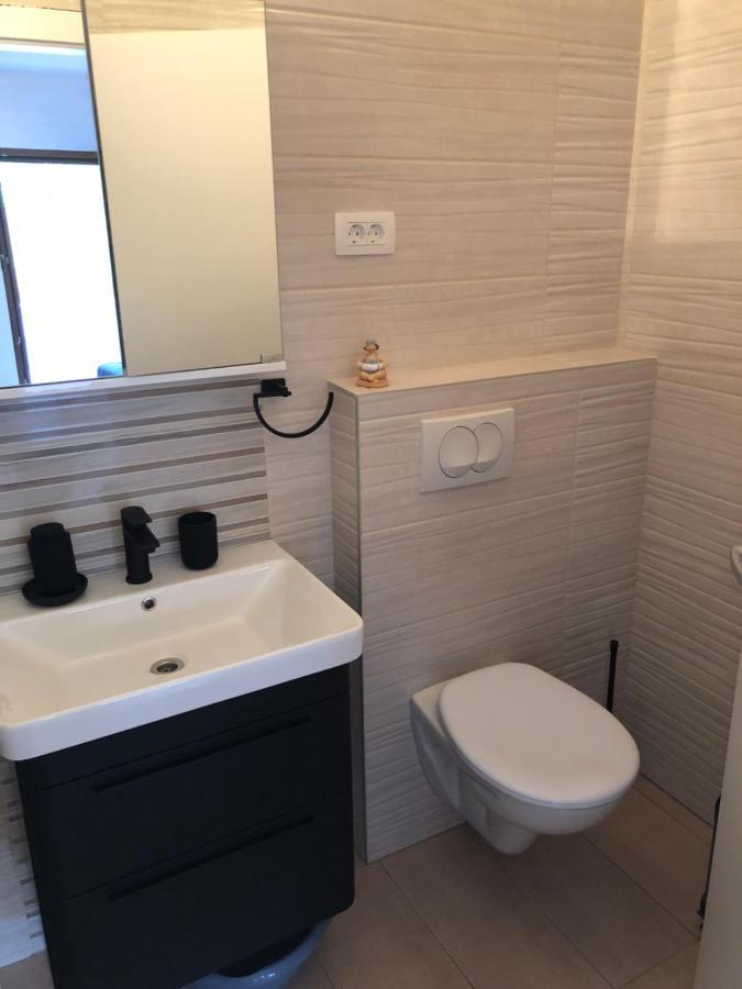 חוואר Old Town Apartment Tonka מראה חיצוני תמונה